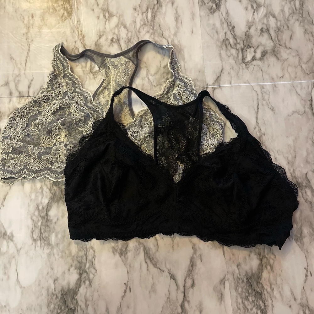 2 pack Lace Bralettes- NIB